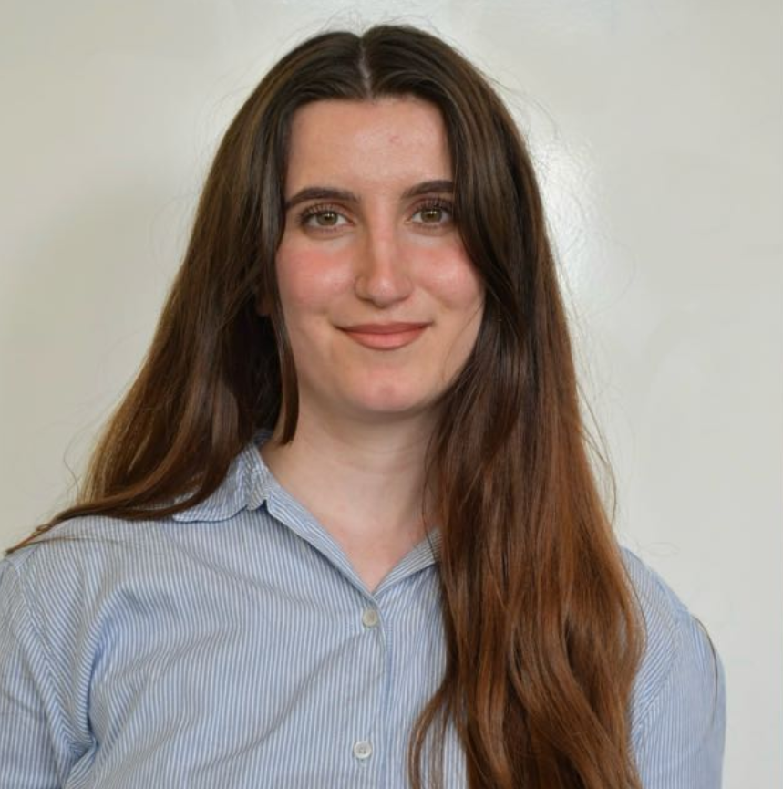 Mjellma LUZHA chargée de communication