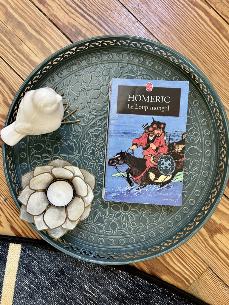 LE LOUP MONGOL